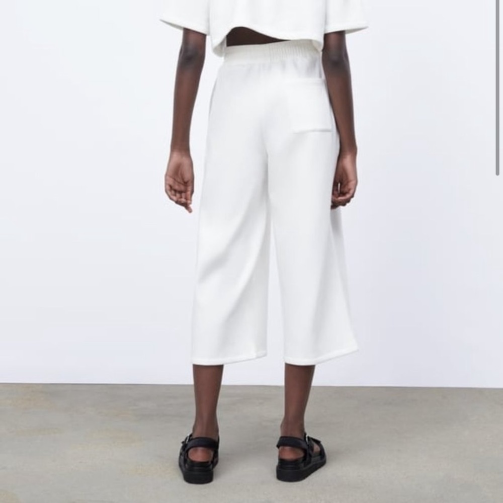 Zara crop wide leg plush sweatpants in oyster white